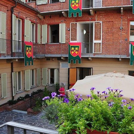 Albergo Etico อัสตี ภายนอก รูปภาพ
